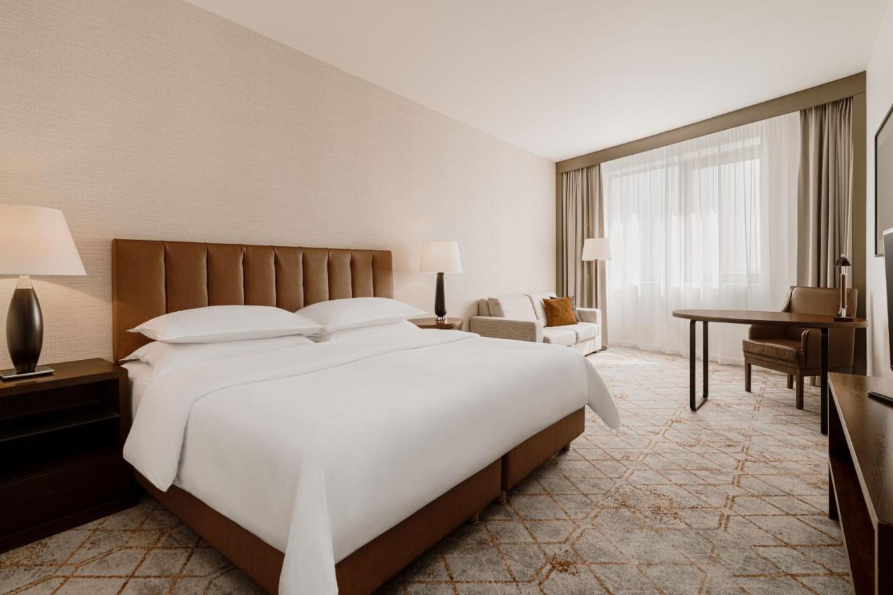 เชราตัน พอซนัน โฮเต็ล Hotel พอซนาน ภายนอก รูปภาพ