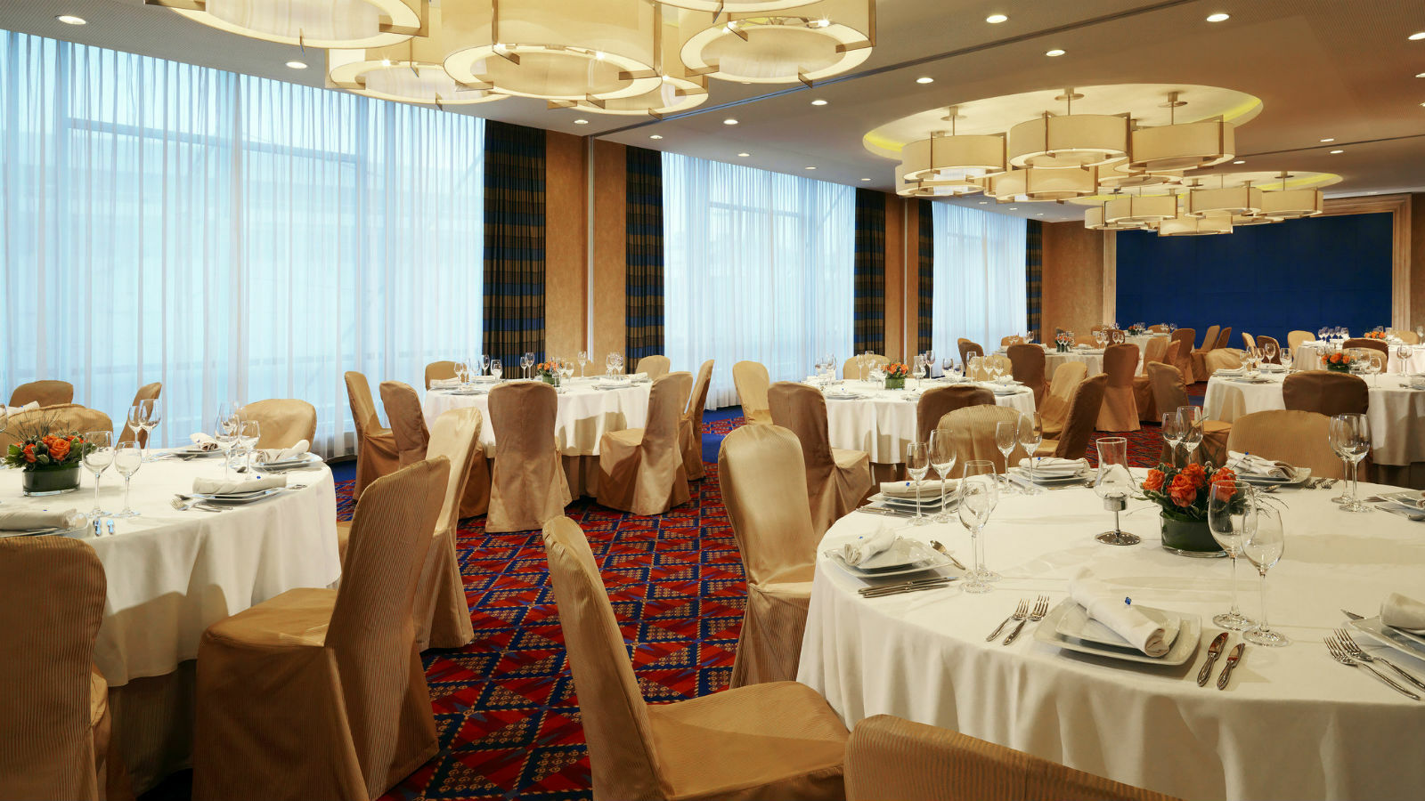 เชราตัน พอซนัน โฮเต็ล Hotel พอซนาน ภายนอก รูปภาพ The ballroom